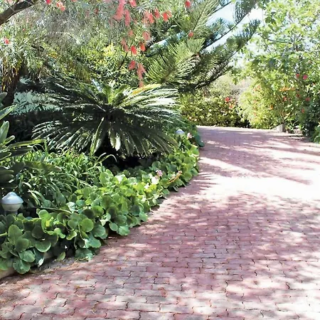 Isabella Villa *